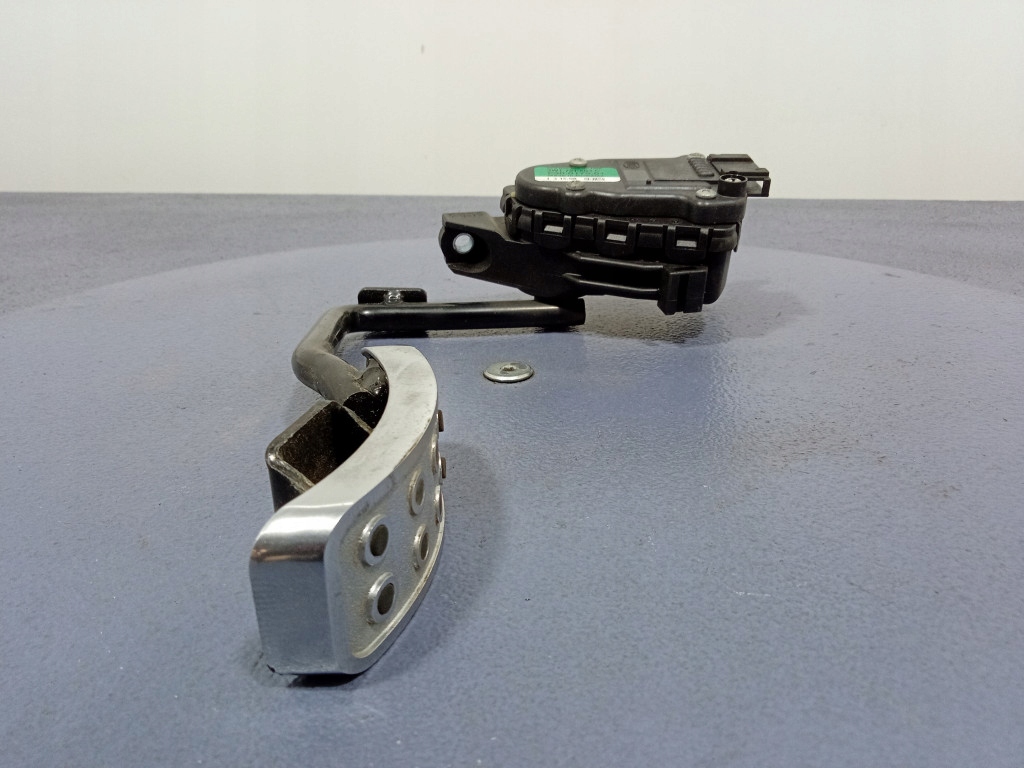 фото №1, Bentley continental i 03- педаль потенциометр газа 3w1721503c