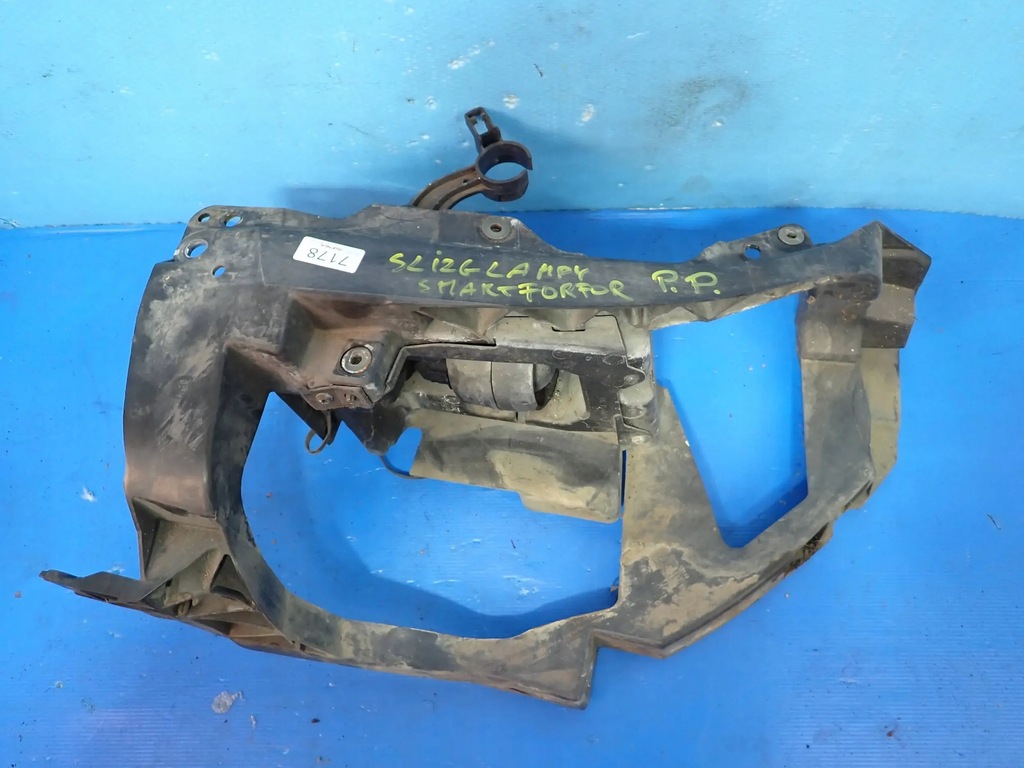 фото №2, Напрямна правий перед лампи smart forfour i 454