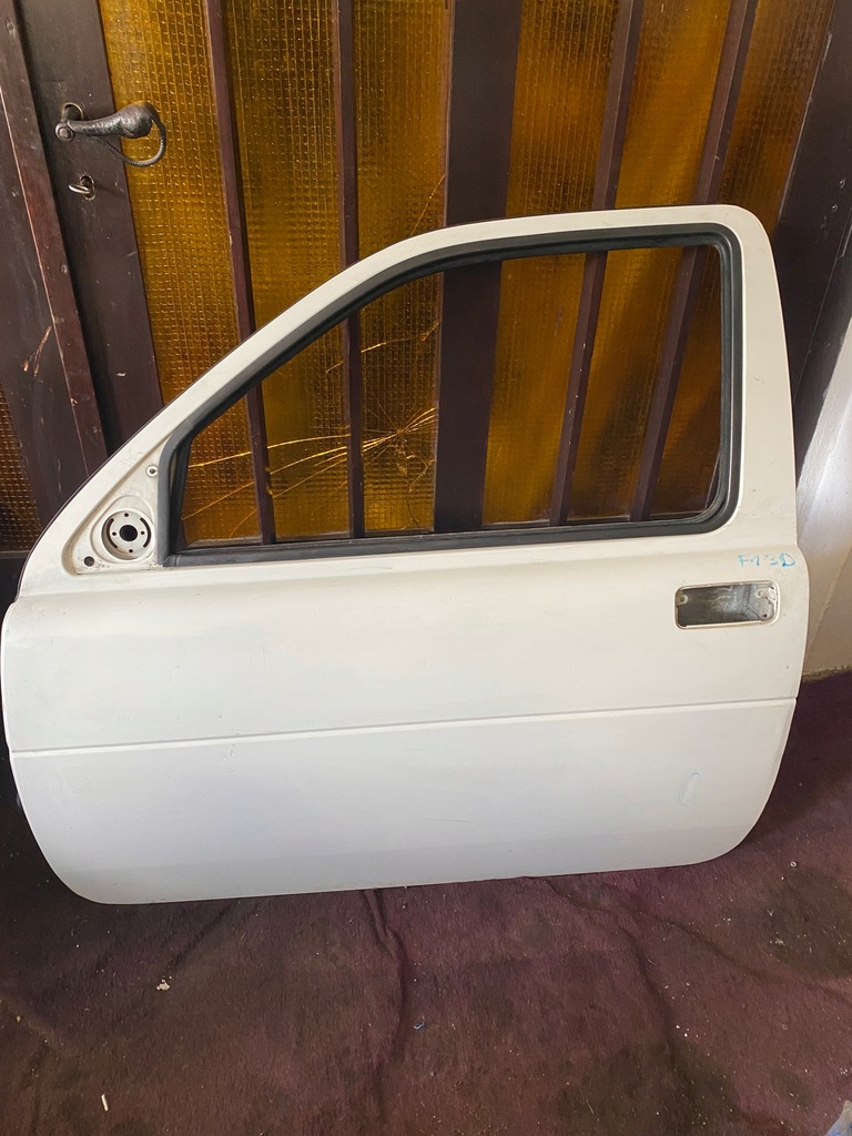 фото №1, Двері ліва передні land rover freelander i 96-06r. 3d білий