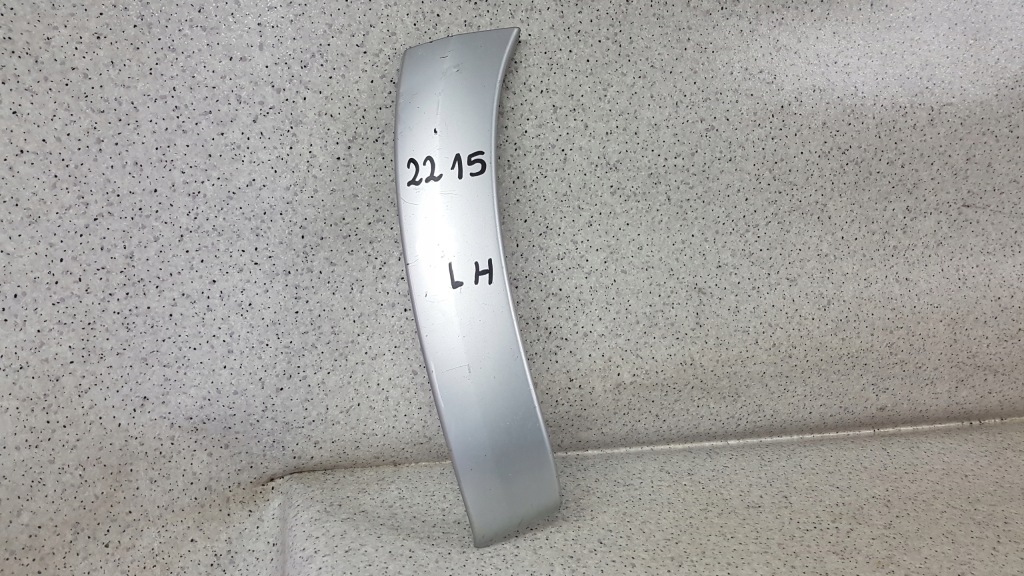 Купити Toyota rav 4 2010 - молдинг бампера ліва перед 2215