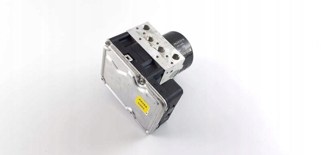 фото №1, Porsche cayenne 92a 2015 насос abs