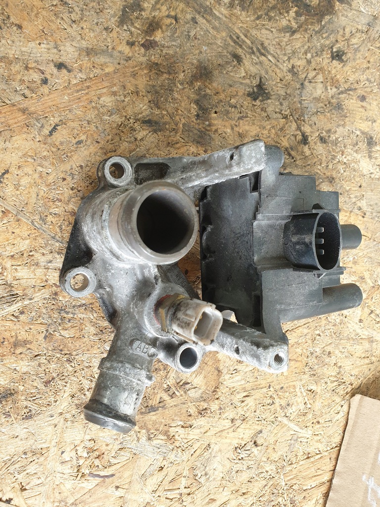 фото №6, Корпус термостата + котушка ford focus mk1 1,6