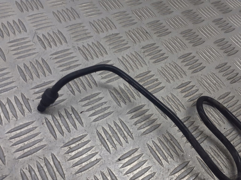 фото №2, Шланг трубка циліндр зчеплення vw fox 1.2 x