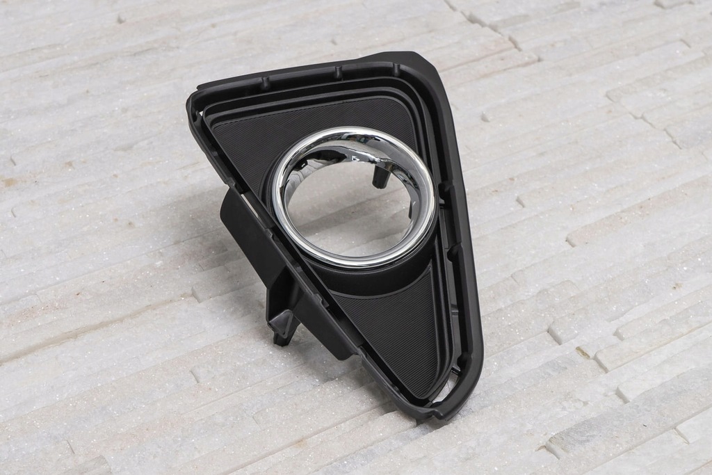 фото №11, Toyota rav4 iv xa40 2015-18 решітка протитуманної фари бампер перед правий 520300r040