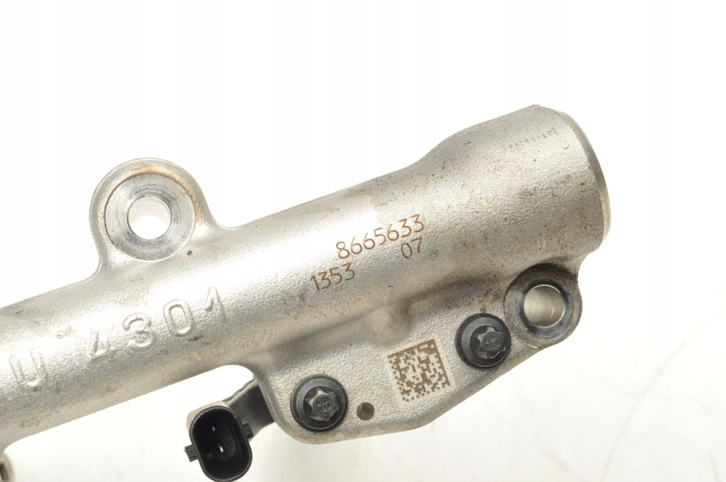 Bmw 3 g20 f40 2.0 молдинг упорскування інжектор 8656548 Зі Шроту