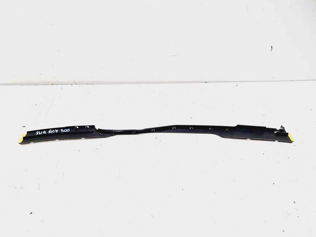 фото №1, A4 b9 kombi 8w9807900d молдинг защитная