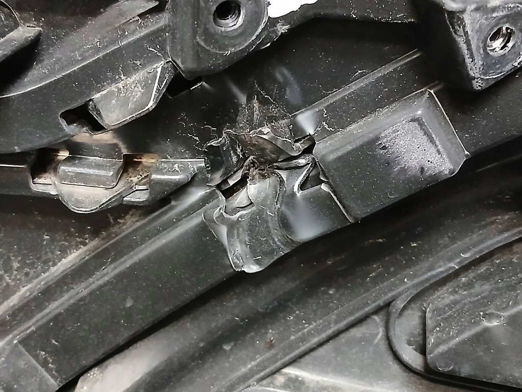 фото №8, Бампер задня hyundai ioniq v 5 21-