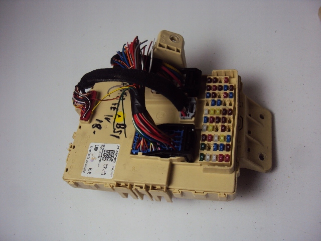 фото №1, Коробка предохранителей hyundai santa fe iv 2018-