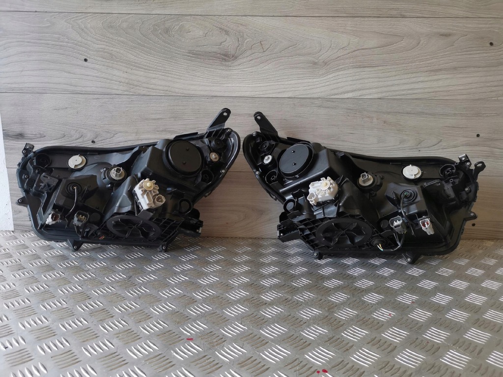 фото №12, Toyota rav4 iv lift led лампы перед передние полный левая правая europa