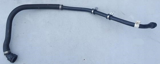 фото №1, Шланг труба патрубок води mercedes gle w167 1675015702