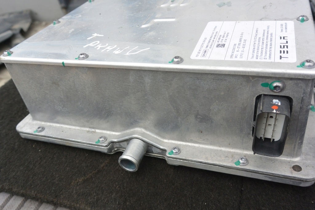 фото №7, Tesla s 85 rwd charger заряджання модуль 12-15