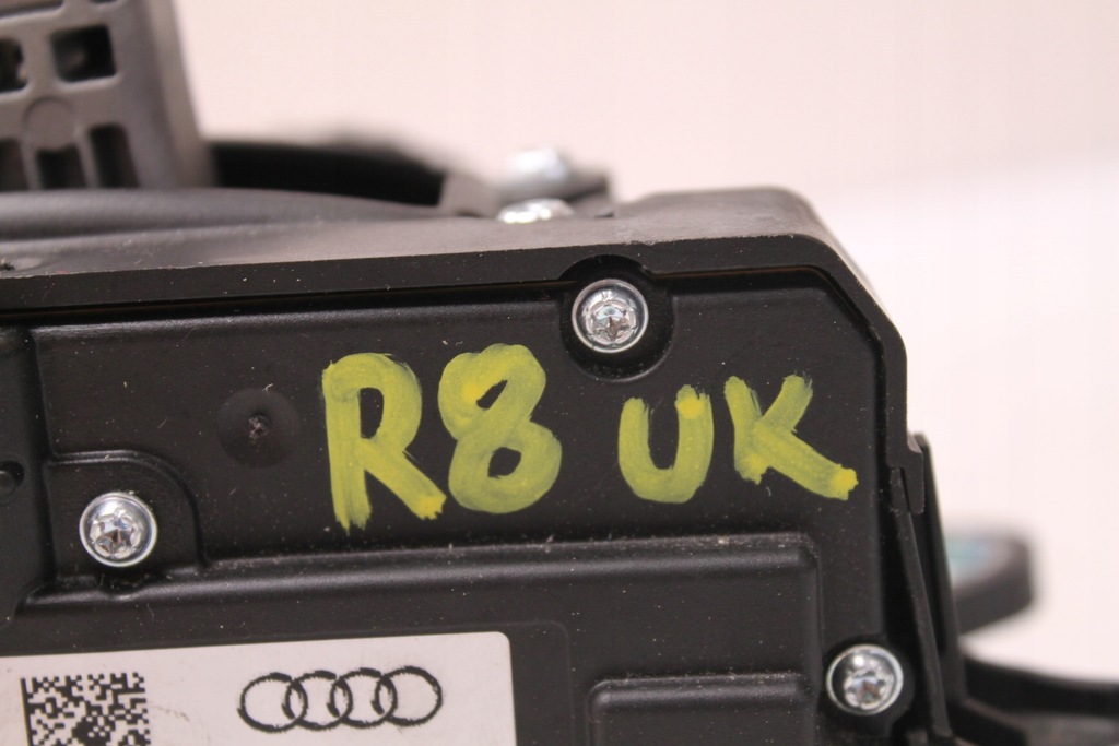 фото №7, Audi r8 ii 4s 16r- 5.2 fsi выборщик передач домкрат