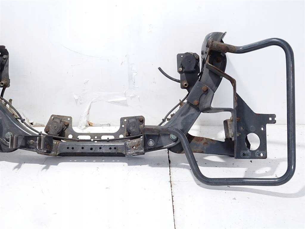 фото №7, Балка подвеска кабины задняя mercedes actros