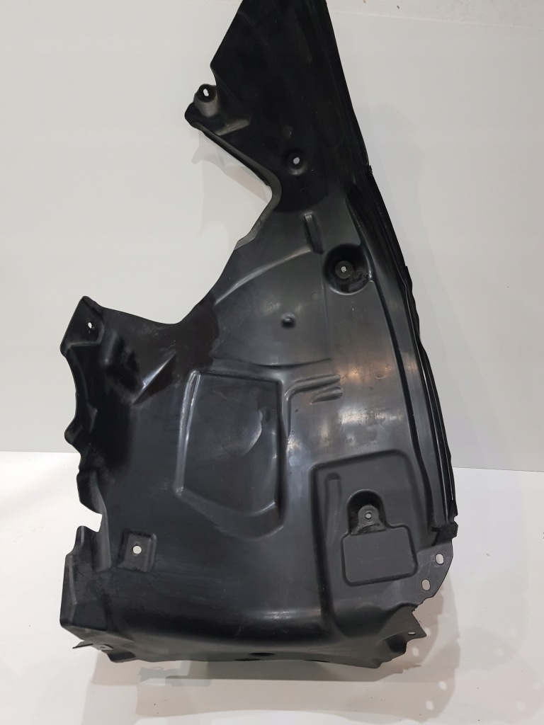 фото №1, Mercedes gla підкрилок передні ліва a2068840500