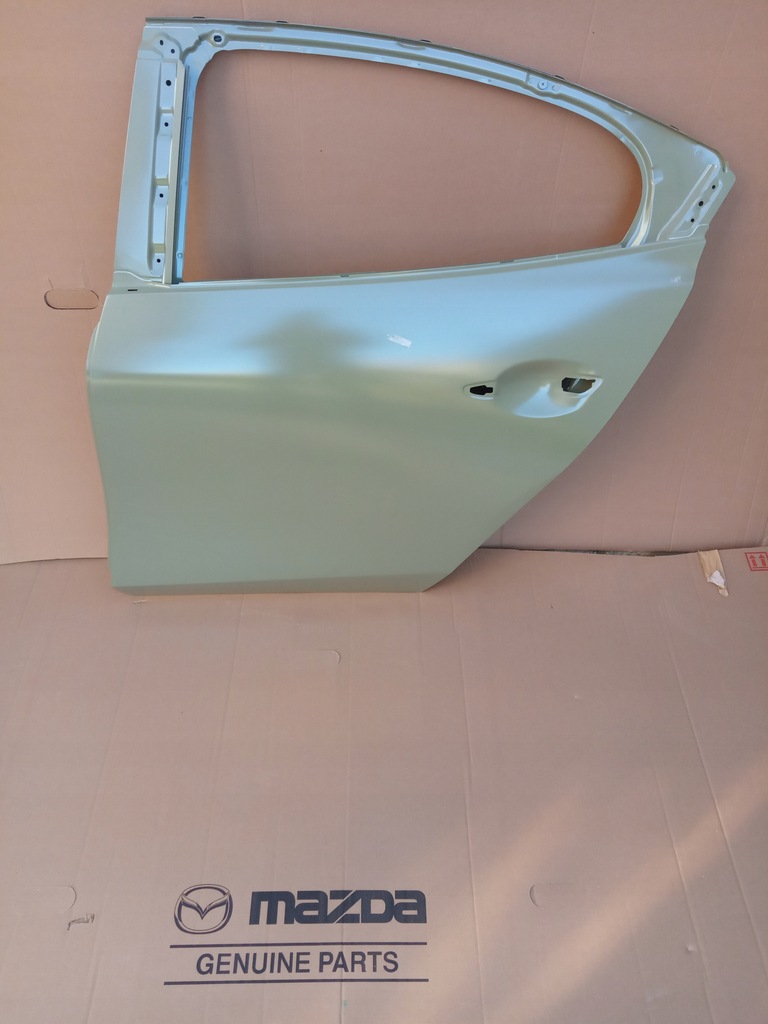 фото №1, Дверь задняя mazda 3 bp 2019r.- задняя sedan nowe оригинальный номер