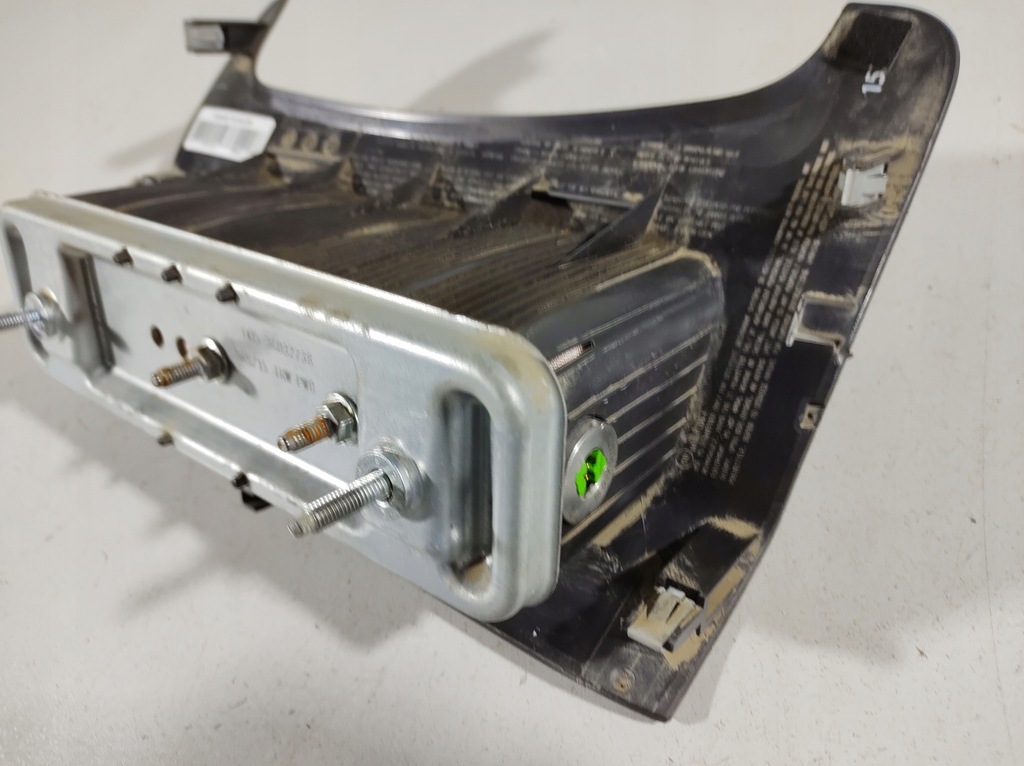 фото №7, Ford fiesta mk7 16r- подушка коленная uk