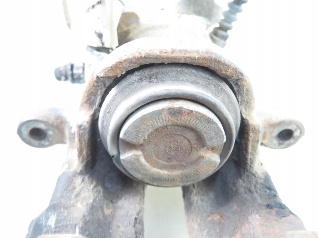 фото №5, Суппорт правый задняя honda accord vi