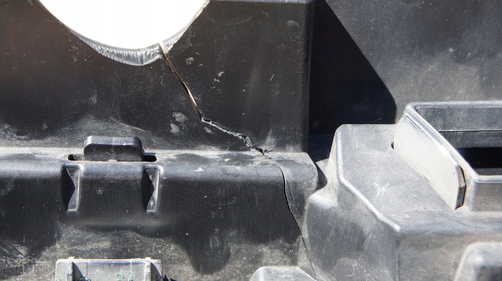 фото №8, Решітка радіатора передня решітка радіатора vw touareg ii 7p6 lift