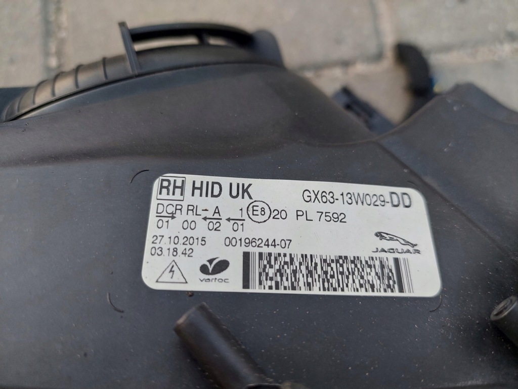 фото №15, Лампа перед передняя правая ксенон uk gx63-13w029-dd jaguar xf ii x260
