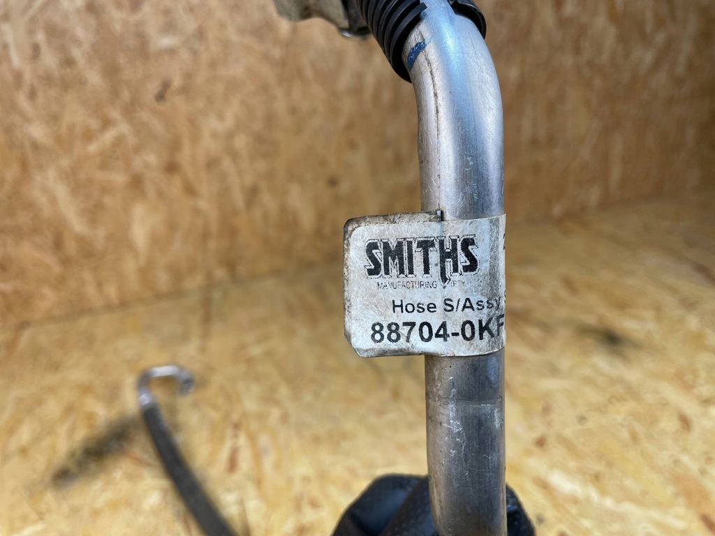 фото №13, Wąż трубка шланг кондиціонера toyota hilux viii 88704-0kf60 2.4d 2015-