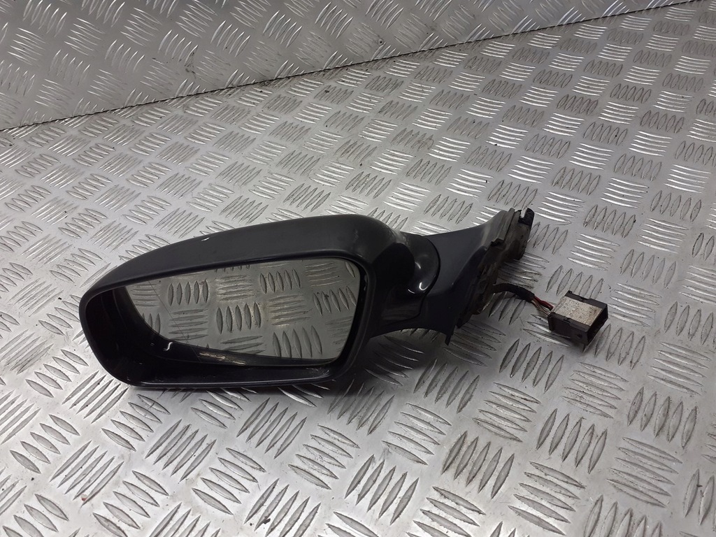 фото №1, Зеркало левая audi a3 8l 5pin lc9z