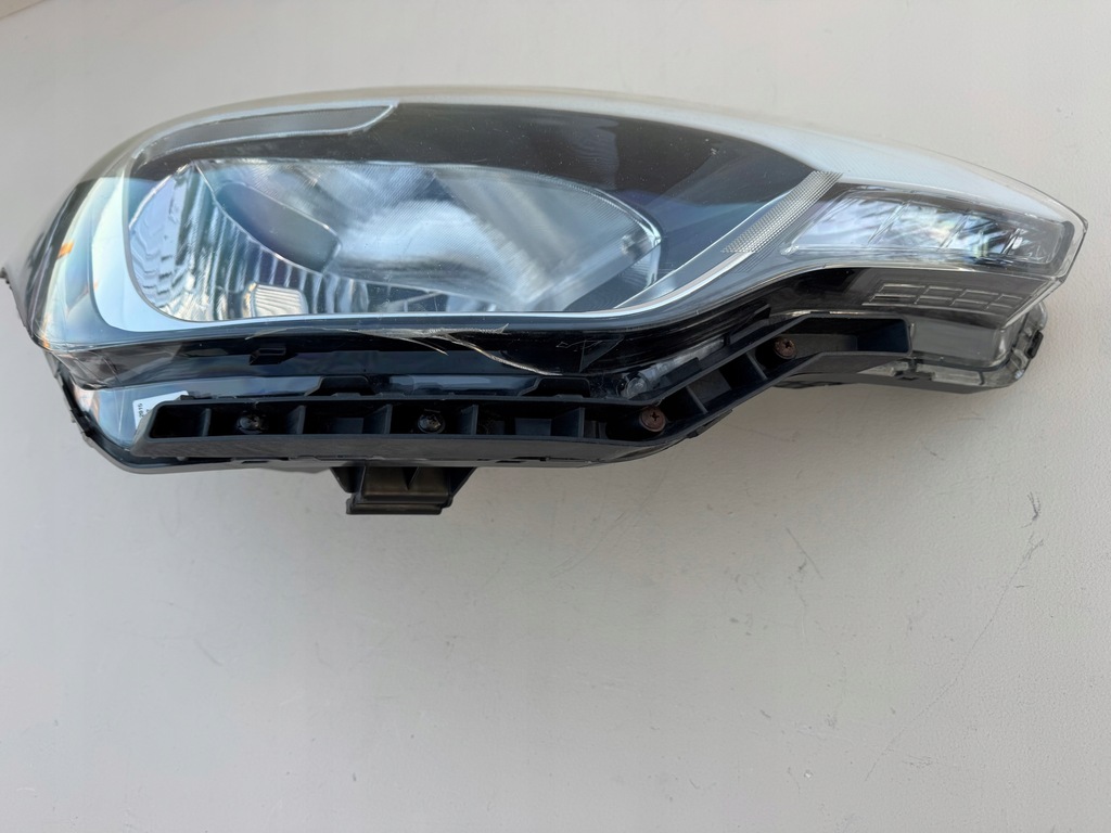 фото №10, Hyundai i20 ii 2 14-20r лампа правий перед права передня 92102-c8