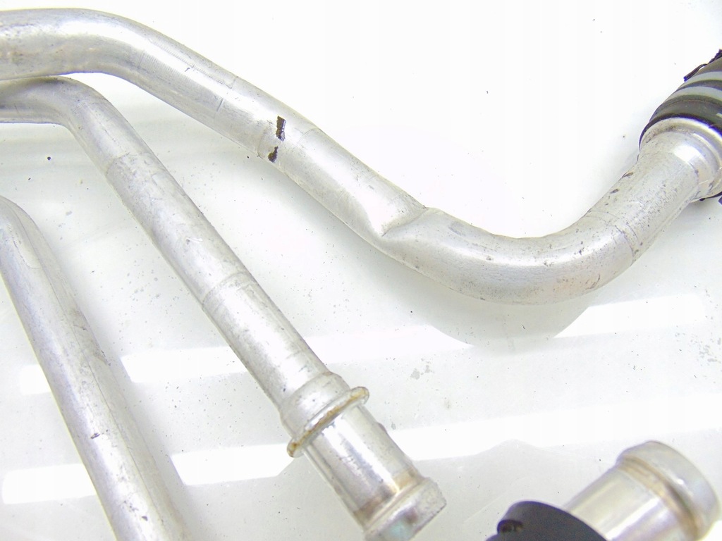 фото №3, Шланг трубка кондиционер audi r8 420 423 420819885a