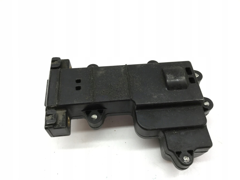 фото №4, Tesla model x блок управления доводчик дверь левый перед 1045353-00-b