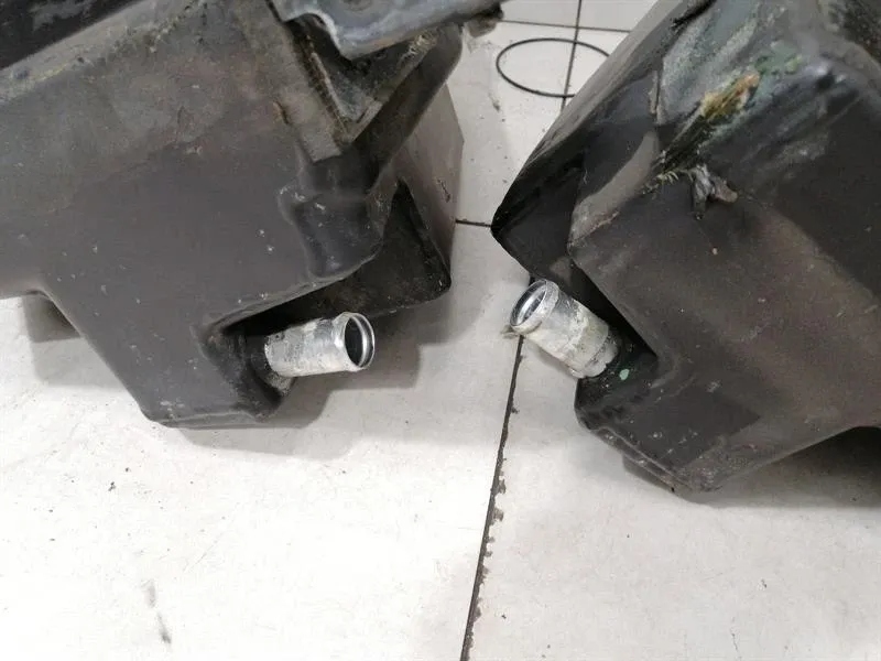 Бак пального ferrari 458 f142 spider 276666 бак пального набір 2-ele Зі Шроту