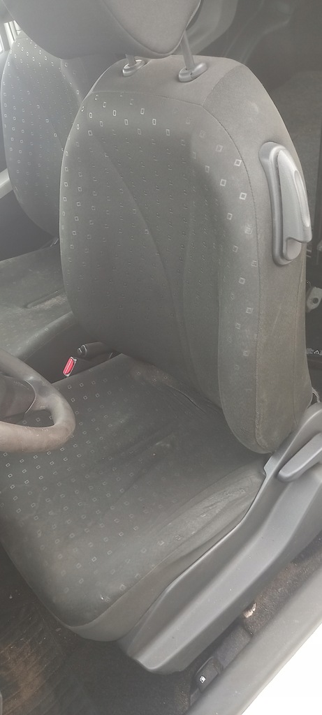 фото №1, Сиденье передний левый toyota yaris ii 3d