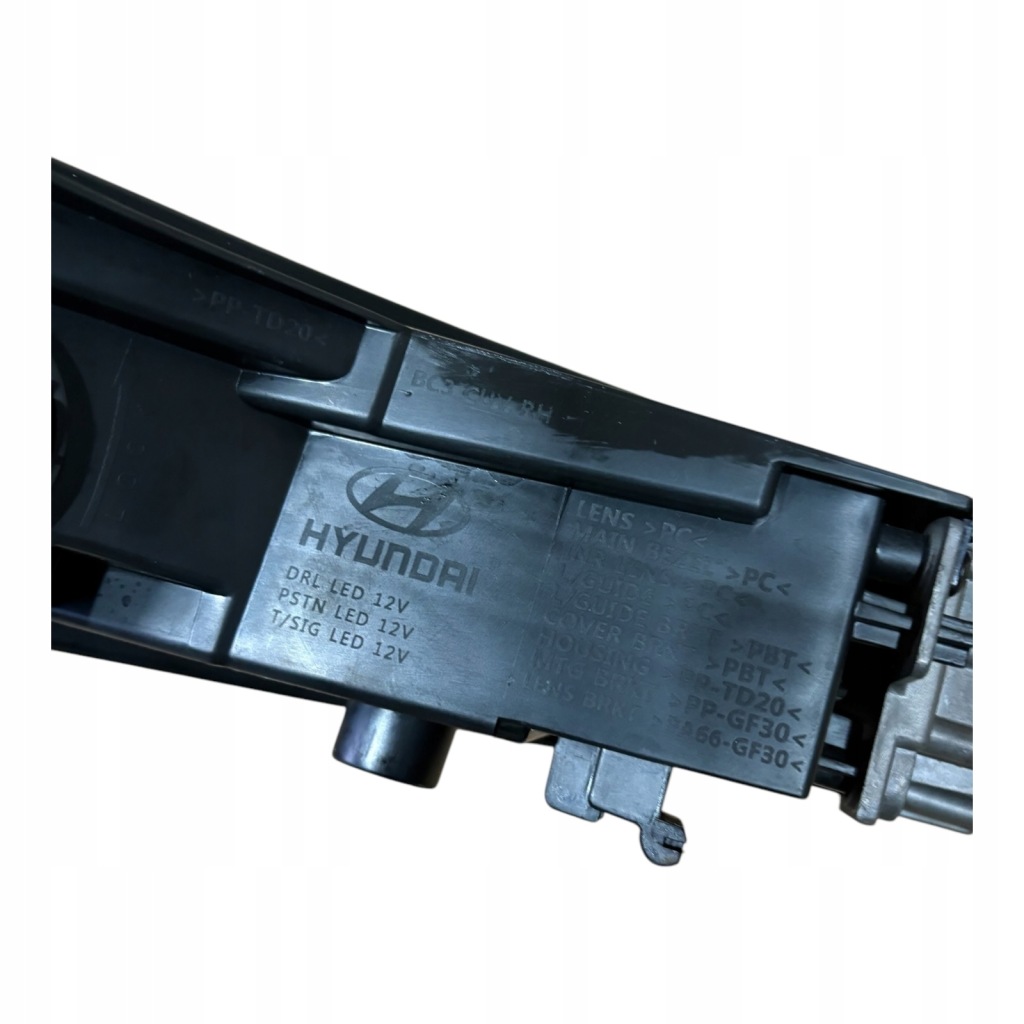 Правый led фара hyundai bayon 92208q0600 Недорого