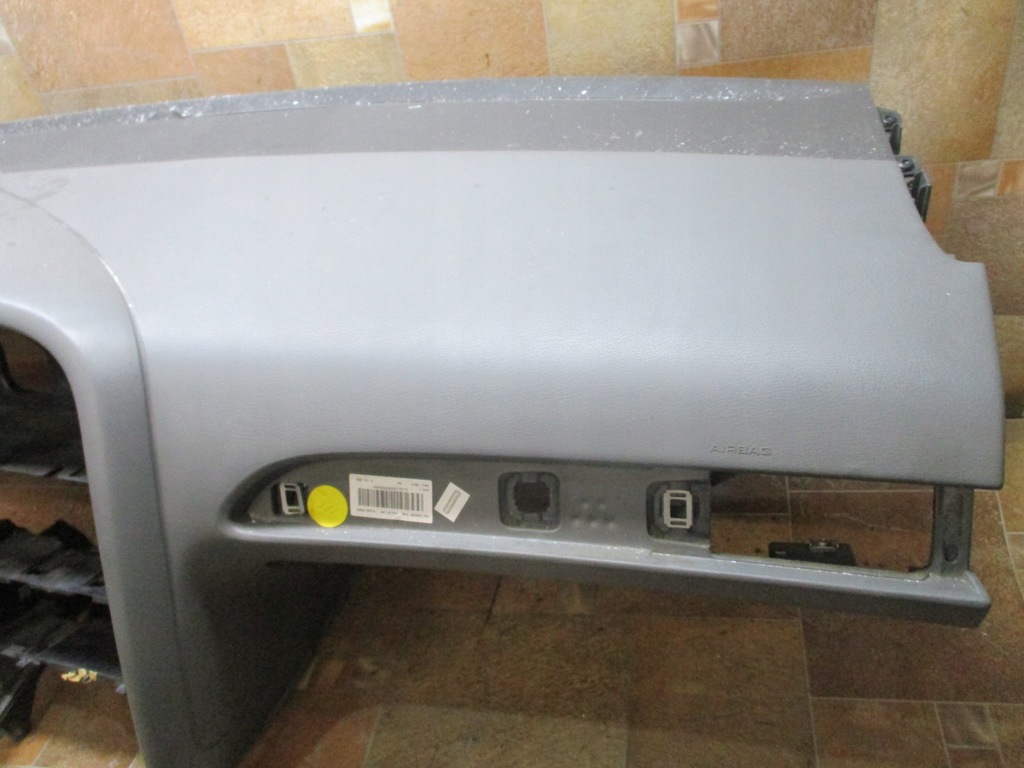 фото №5, Audi a6 c6 приборная панель приборная серая europa бежевая