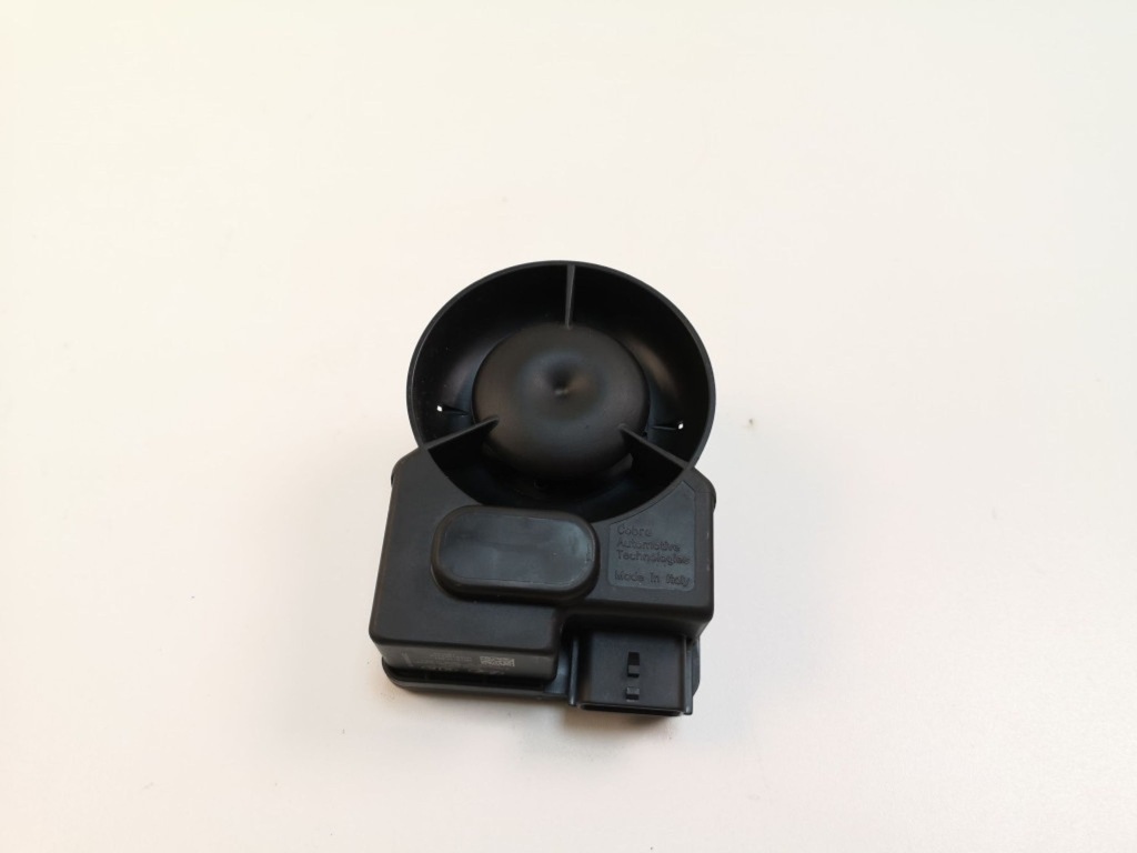 фото №1, Hyundai i40 2013 сирена сигналізація