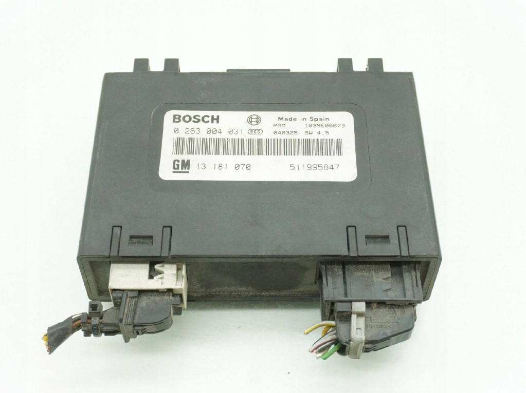 Купити Модуль паркування pdc opel zafira b 13181070