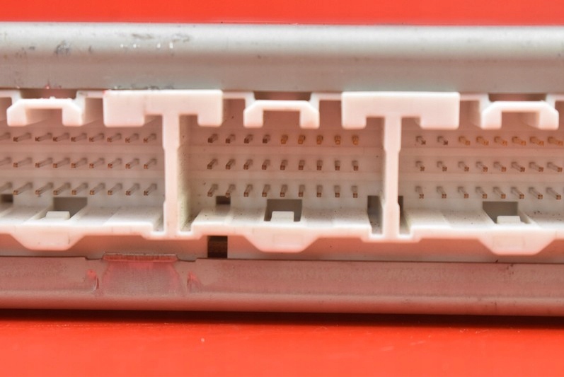 фото №8, Блок управления двигателя mazda 6 1 i gg 1.8 16v 03r