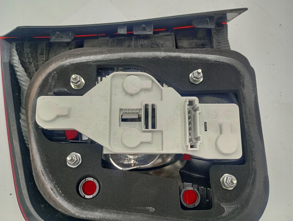 фото №15, Лампа правий задня skoda octavia ii kombi lift 1z9945096a