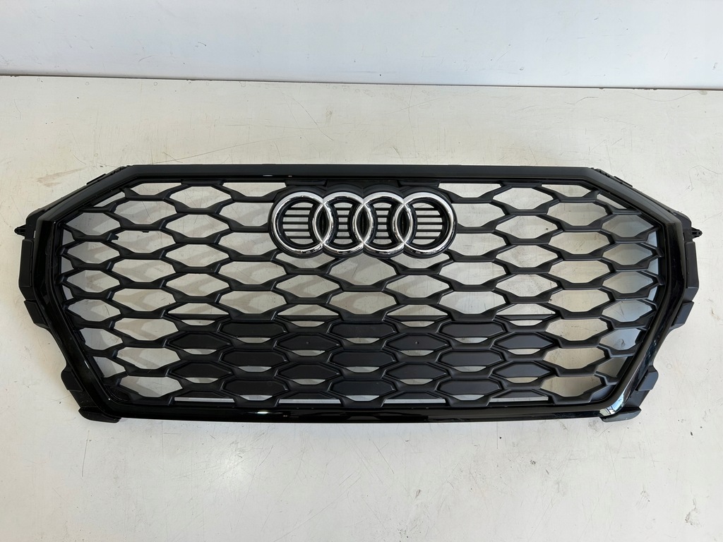 фото №1, Audi q3 ii 83a решётка радиатора бампера решётка радиатора перед передняя 83f853651