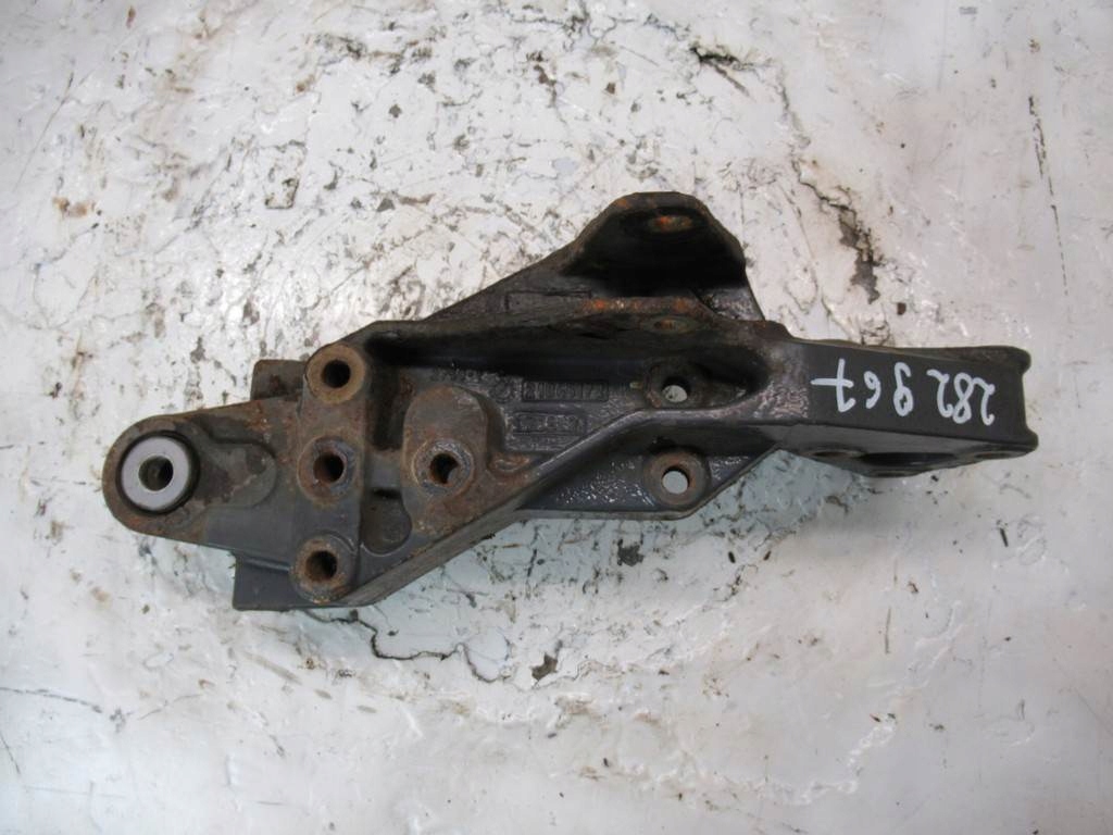 фото №2, Кронштейн кронштейн рессора перед левая volvo fh
