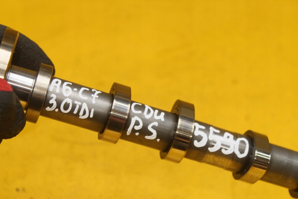 Вал розподільний вал правий впускний  a6 c7 a4 b8 3.0 tdi cdu Ціна