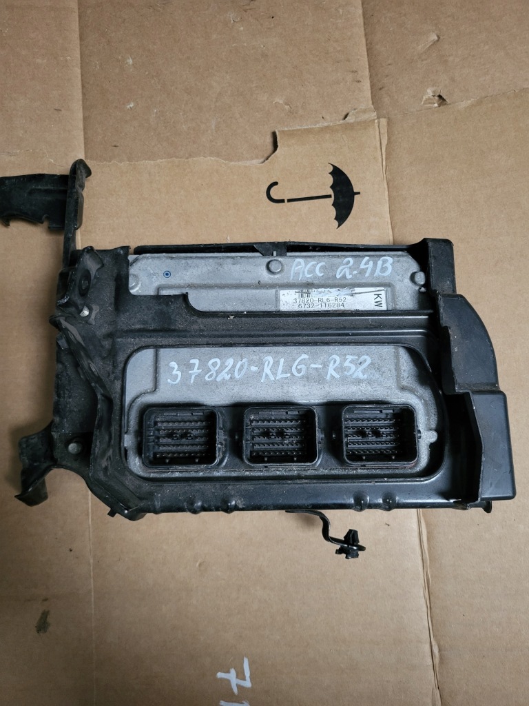 фото №1, Бортовой компьютер honda accord viii 2.4b 37820-rl6-r52 kw