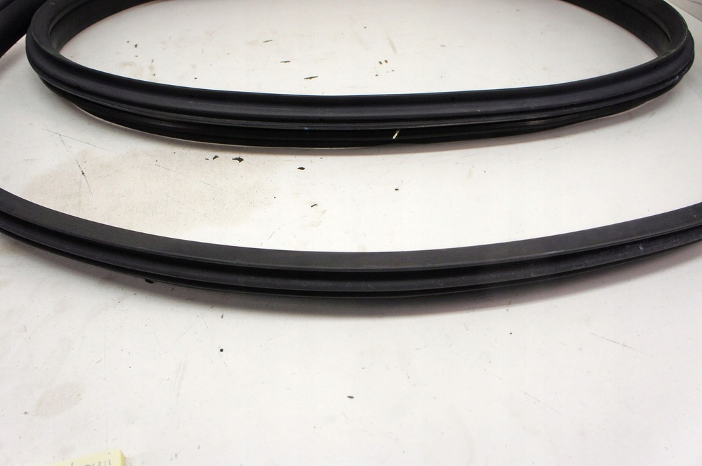 фото №5, Ng280 ford transit courier прокладка правый перед