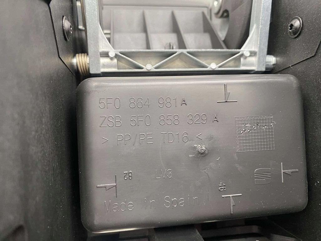 фото №7, Seat leon iii подлокотник туннель 2015r