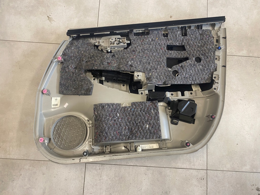 фото №5, Nissan leaf i обшивки обивка дверь комплект