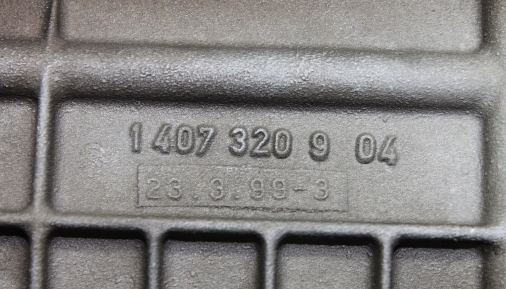 фото №8, Bmw e39 m5 z8 e52 5.0i s62b50 400km - кришка корпус розподільного валу 5-8 1407320