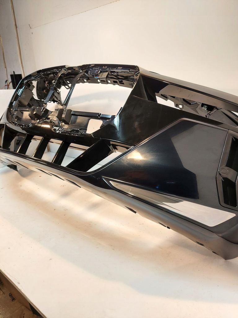 фото №11, Bmw g70 i7 m набор бампер карбон schwarz 416 eu