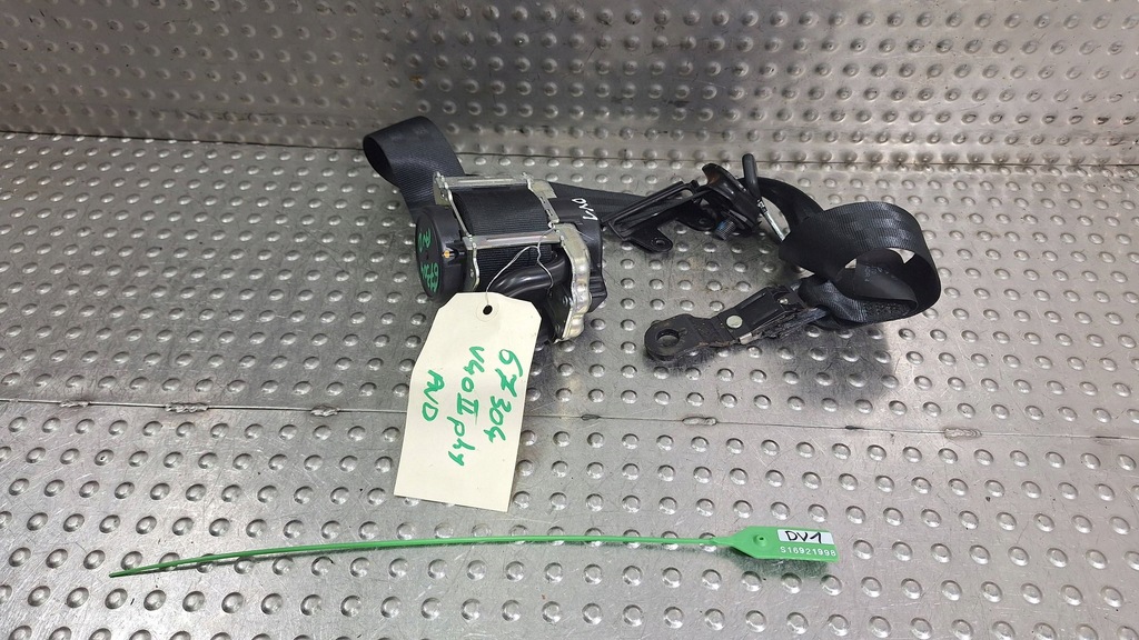 фото №1, Pas безпеки правий перед 31484536 volvo v40 ii