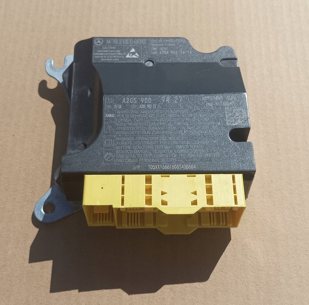 фото №1, Mercedes w205 c klasa датчик подушка безопасности модуль подушек
