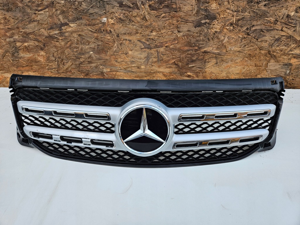 фото №1, Mercedes glb w247 решётка радиатора решётка радиатора бампера перед