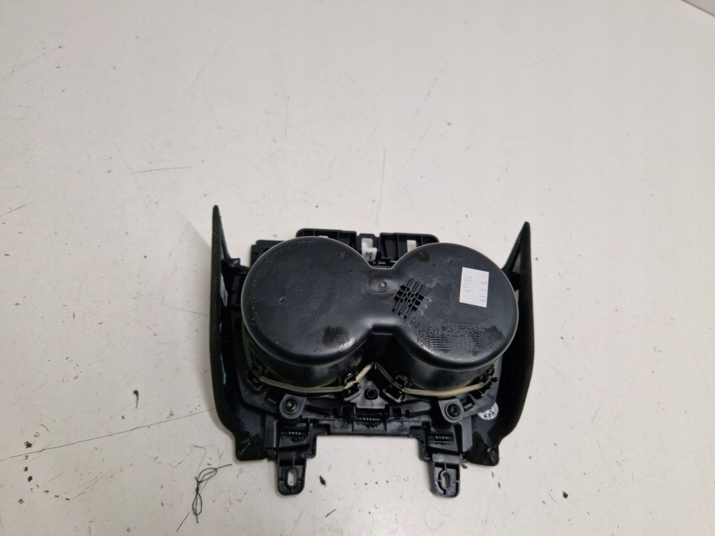 фото №7, Citroen ds7 crossback 2019 кронштейн na чашка панелі приладової панелі