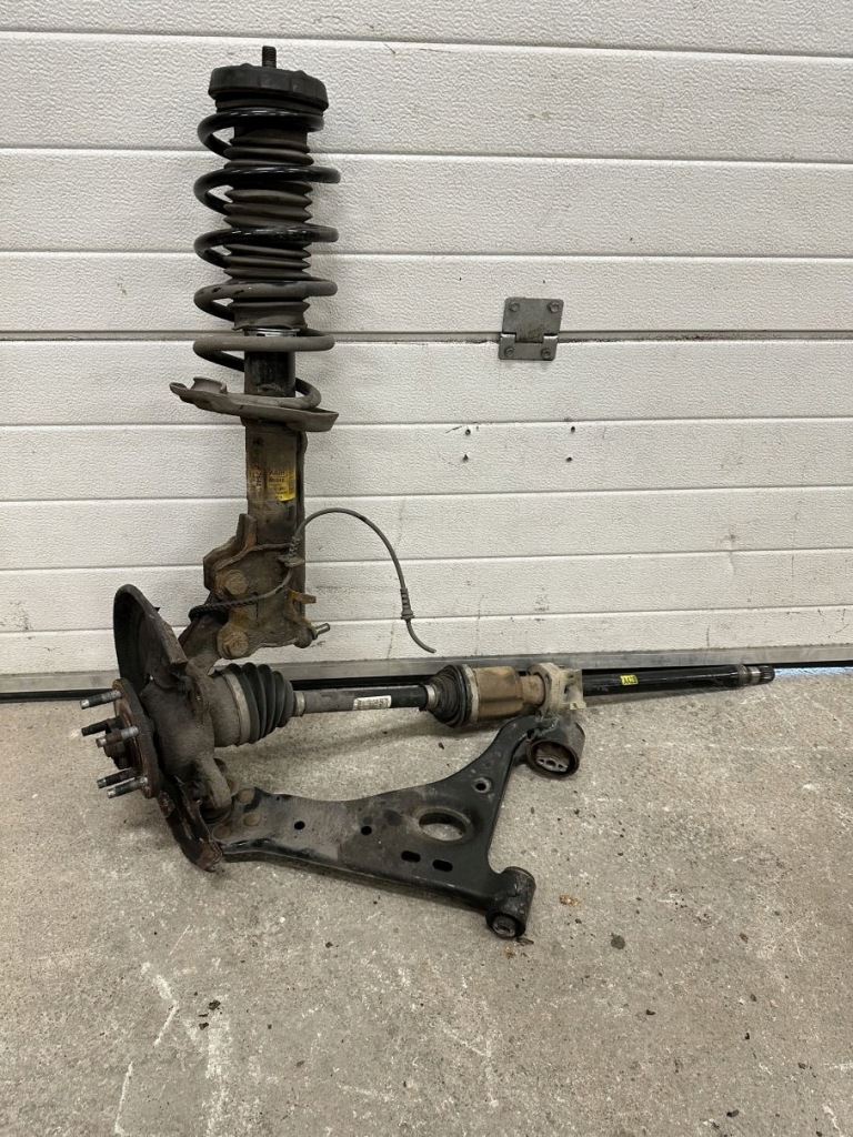 Купить Opel mokka a 1.7 cdti механическая коробка передач амортизационная стойка правый  перед поворотный кулак приводной вал 95090835